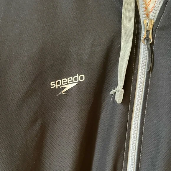 Speedo swim jacket